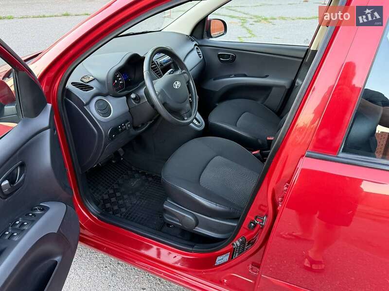 Хэтчбек Hyundai i10 2013 в Харькове фото 15 Хэтчбек Hyundai i10 2013 в Харькове