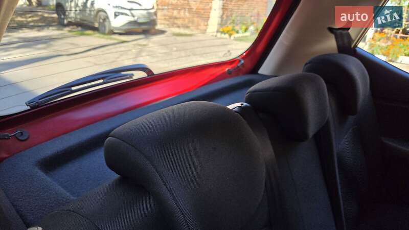 Хэтчбек Hyundai i10 2013 в Харькове фото 29 Хэтчбек Hyundai i10 2013 в Харькове