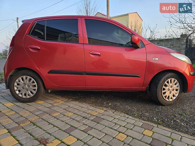Хетчбек Hyundai i10 2008 в Одесі