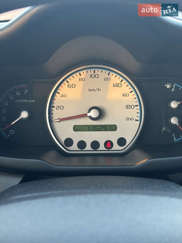 Хэтчбек Hyundai i10 2008 в Одессе