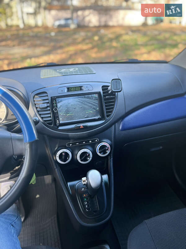 Хэтчбек Hyundai i10 2008 в Одессе