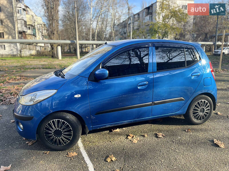 Хэтчбек Hyundai i10 2008 в Одессе