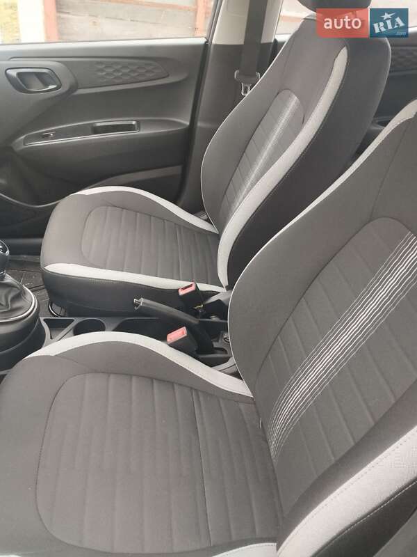 Хэтчбек Hyundai i10 2025 в Киеве фото 6 Хэтчбек Hyundai i10 2025 в Киеве