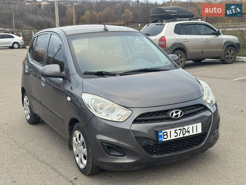 Hyundai i10 2013 Hyundai i10 2013