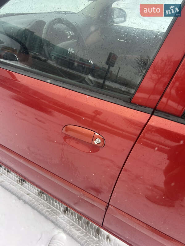 Хетчбек Hyundai i10 2012 в Києві фото 7 Хетчбек Hyundai i10 2012 в Києві