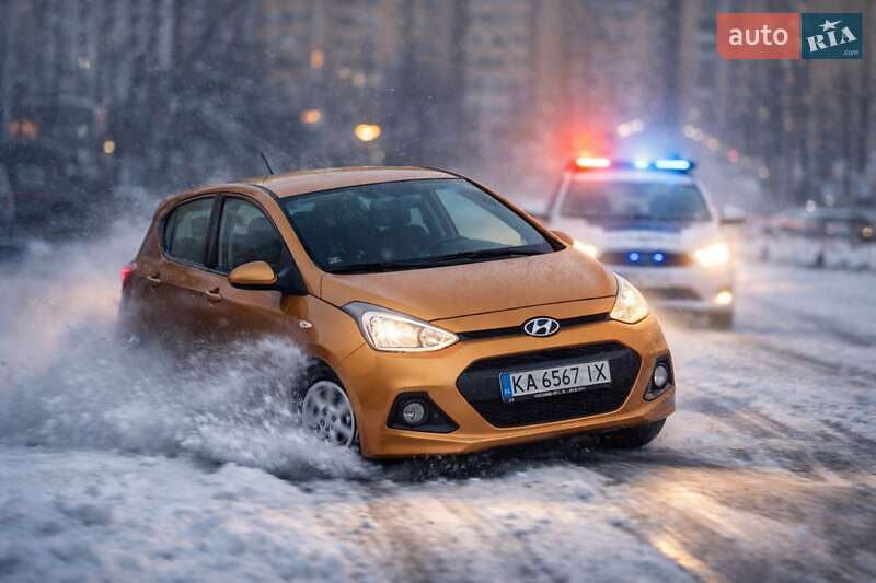 Хетчбек Hyundai i10 2015 в Києві