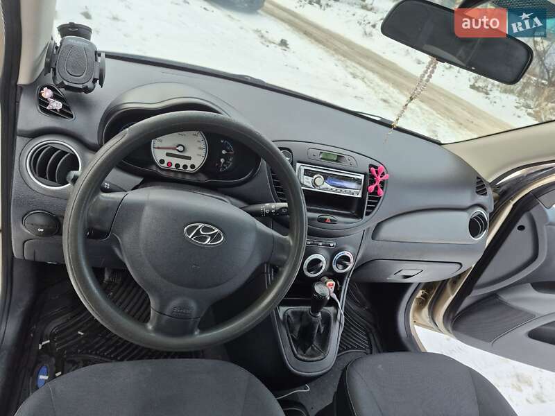 Хэтчбек Hyundai i10 2008 в Львове