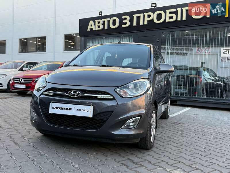 Hyundai i10 2013 Hyundai i10 2013