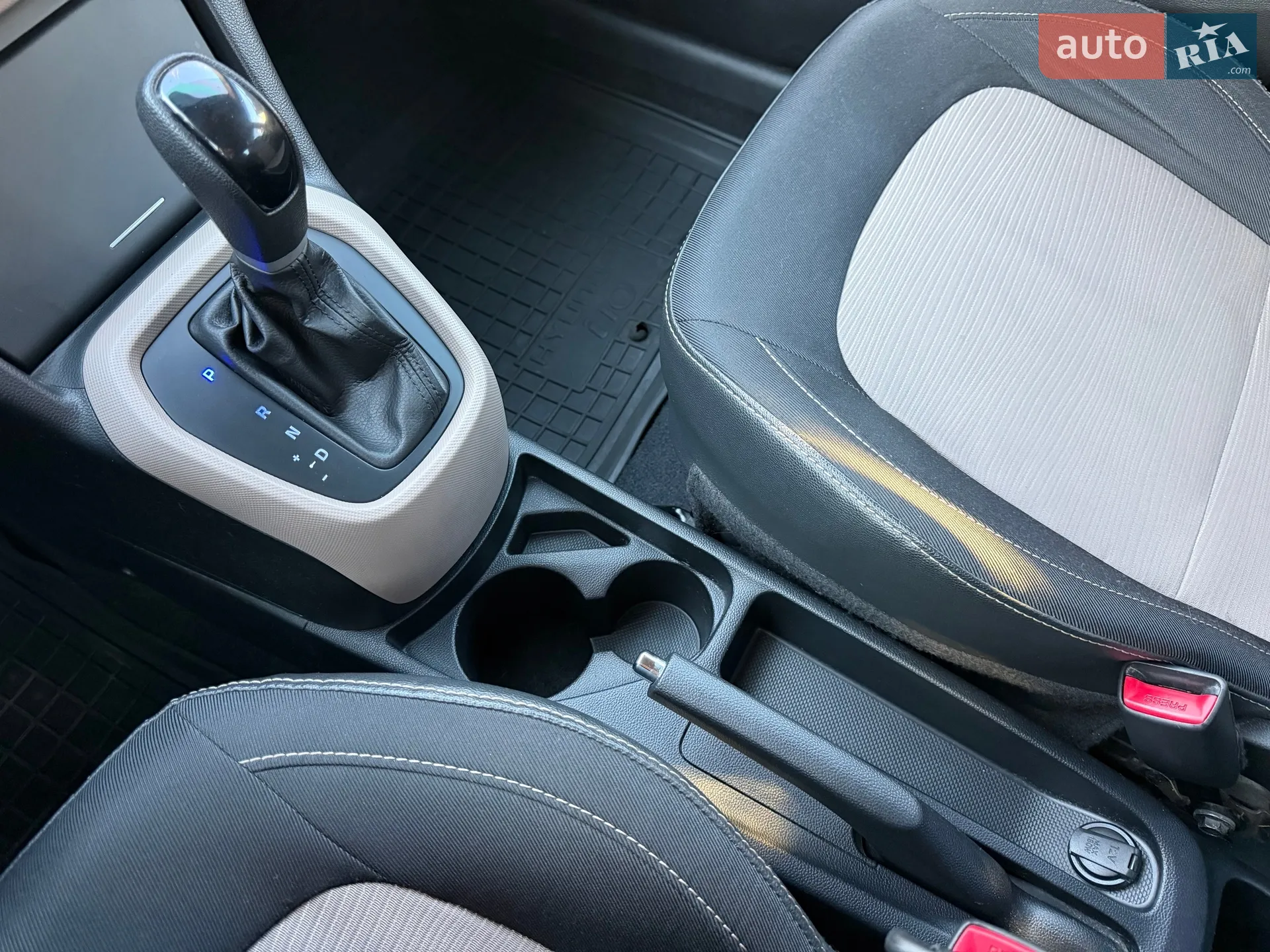 2014 Hyundai i10 - мініатюра 26