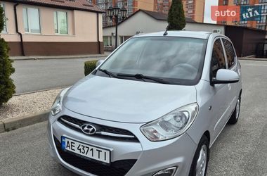 Хэтчбек Hyundai i10 2011 в Днепре