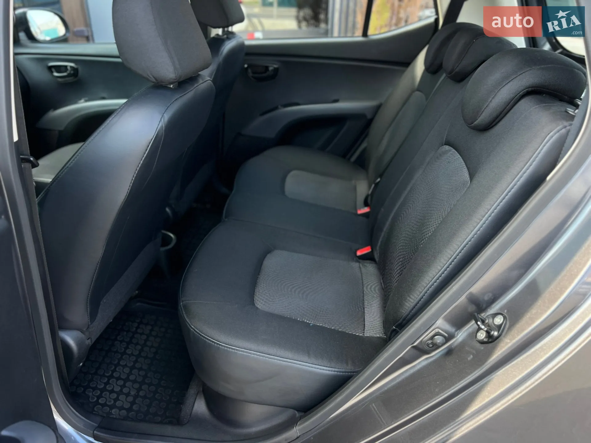 2012 Hyundai i10 - мініатюра 8