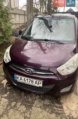 Хэтчбек Hyundai i10 2011 в Киеве