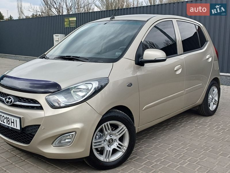 Hyundai i10 2012
