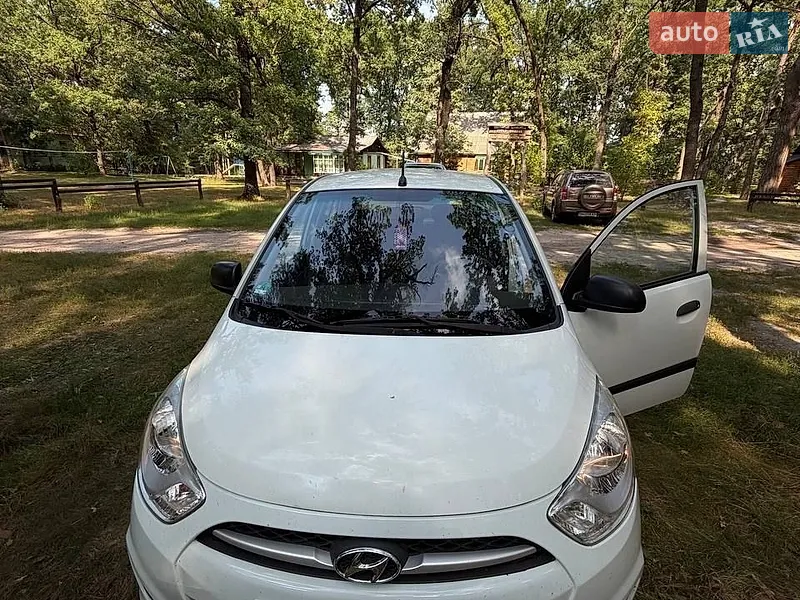 Hyundai i10