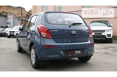 Хэтчбек Hyundai i20 2015 в 