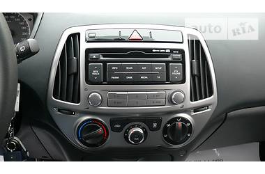Хэтчбек Hyundai i20 2015 в 