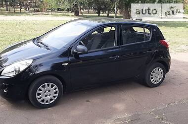 Хэтчбек Hyundai i20 2011 в Кривом Роге