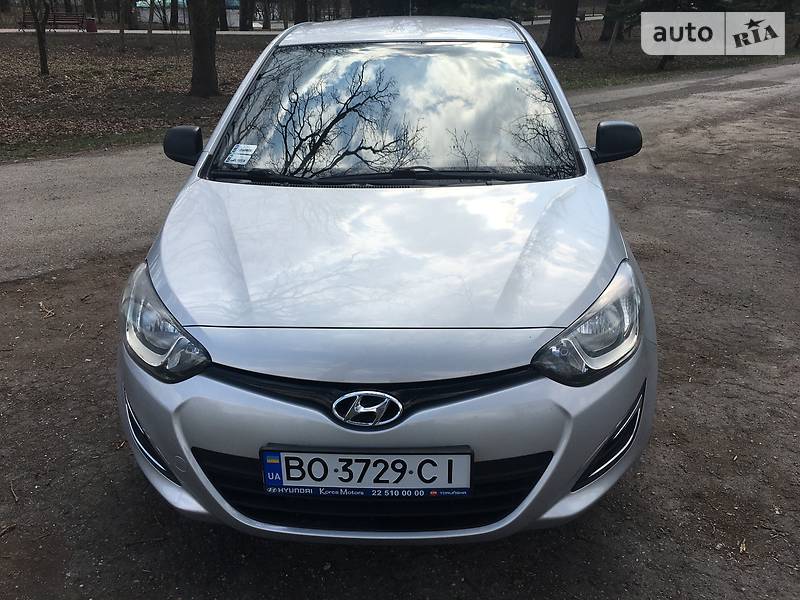 Хэтчбек Hyundai i20 2014 в Тернополе