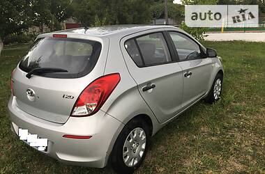 Хэтчбек Hyundai i20 2013 в 