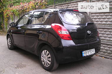 Хэтчбек Hyundai i20 2009 в Виннице