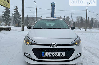 Хэтчбек Hyundai i20 2018 в Ровно