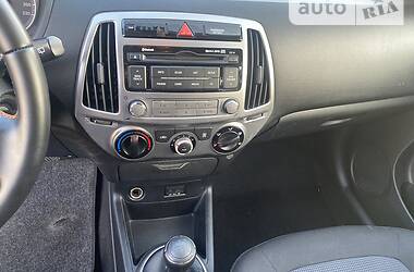 Хэтчбек Hyundai i20 2014 в Львове