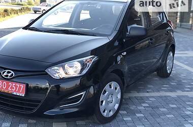 Хэтчбек Hyundai i20 2014 в Львове