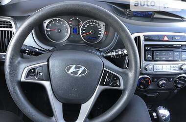 Хэтчбек Hyundai i20 2014 в Львове