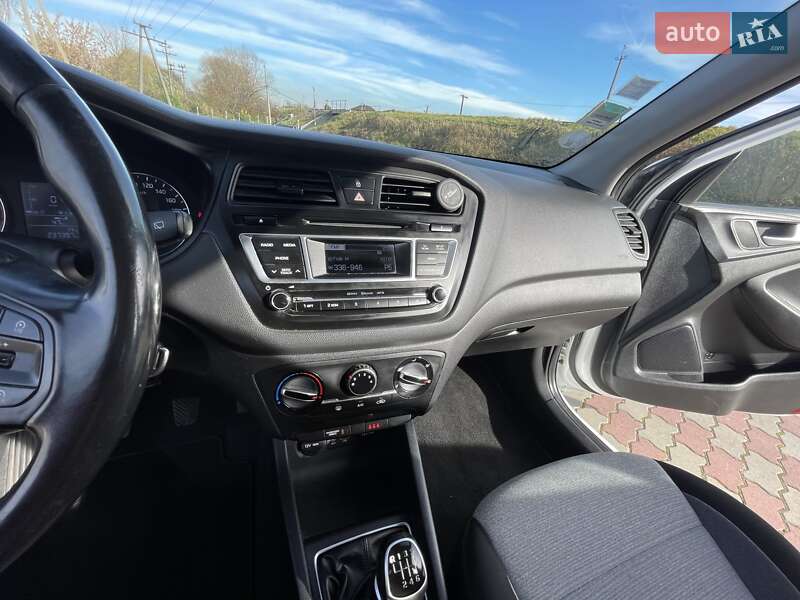 Хетчбек Hyundai i20 2015 в Львові