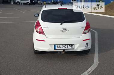 Хетчбек Hyundai i20 2013 в Києві