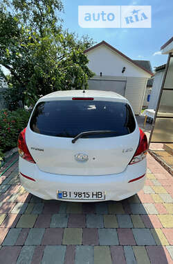 Хэтчбек Hyundai i20 2012 в Миргороде