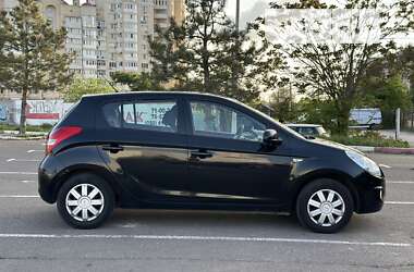 Хэтчбек Hyundai i20 2008 в Николаеве