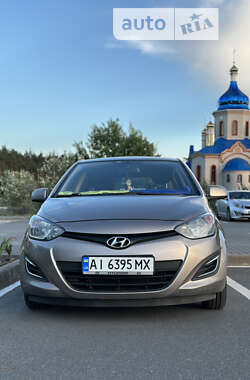 Хэтчбек Hyundai i20 2013 в Киеве