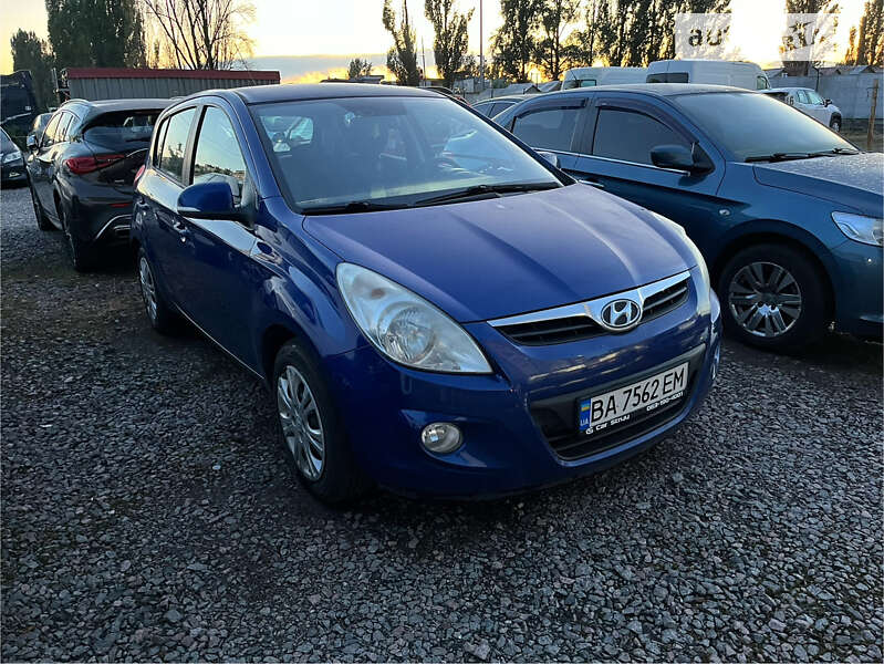 Хетчбек Hyundai i20 2011 в Києві