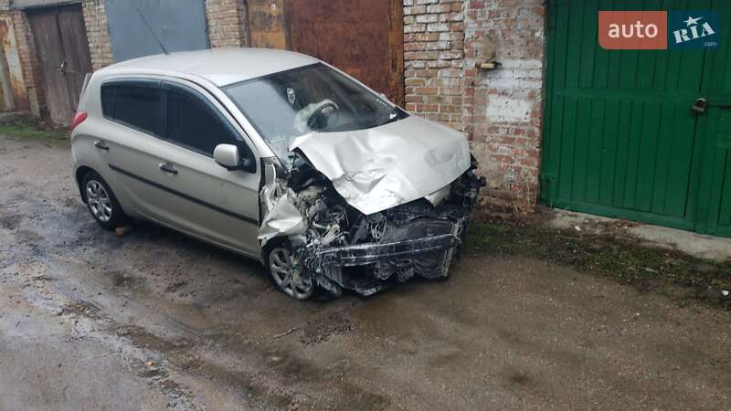 Hyundai i20 2012