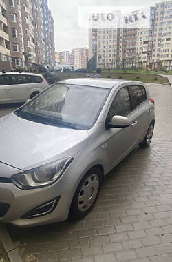 Хэтчбек Hyundai i20 2014 в Тернополе