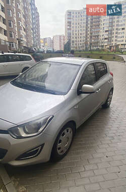 Хэтчбек Hyundai i20 2014 в 