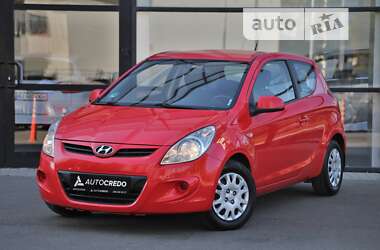 Хэтчбек Hyundai i20 2012 в Харькове