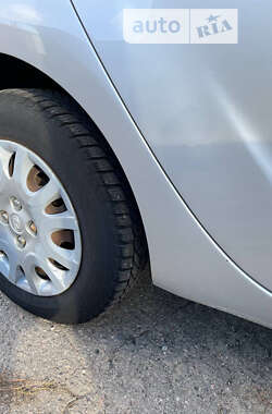 Хэтчбек Hyundai i20 2012 в 