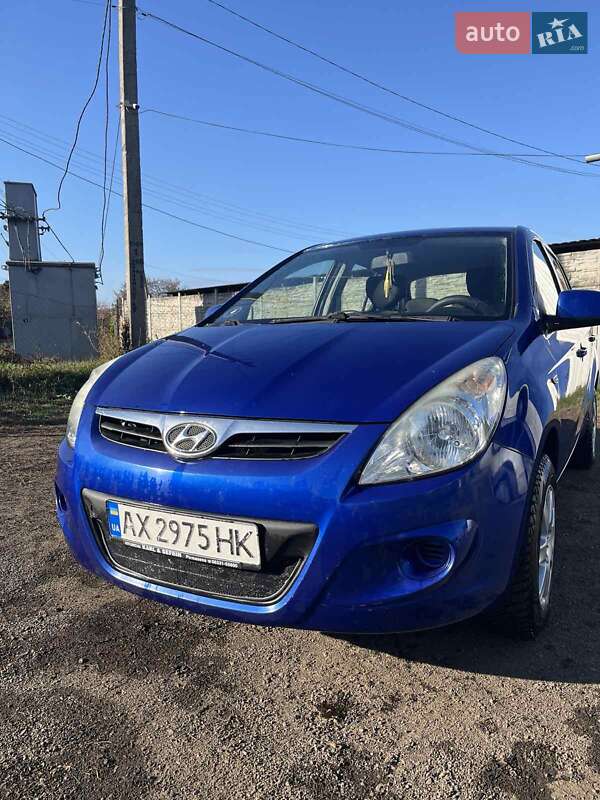 Хетчбек Hyundai i20 2009 в Люботині