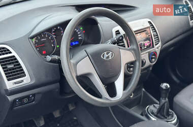 Хэтчбек Hyundai i20 2011 в Киеве