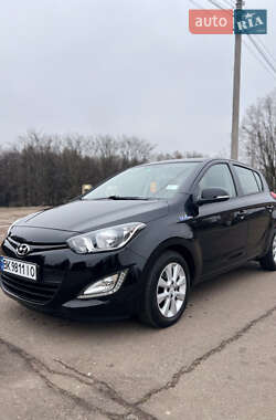 Хетчбек Hyundai i20 2013 в Рівному