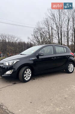 Хетчбек Hyundai i20 2013 в Рівному