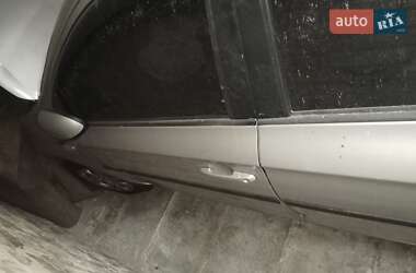 Хэтчбек Hyundai i20 2012 в Киеве