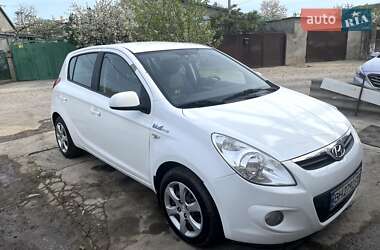 Хетчбек Hyundai i20 2011 в Одесі