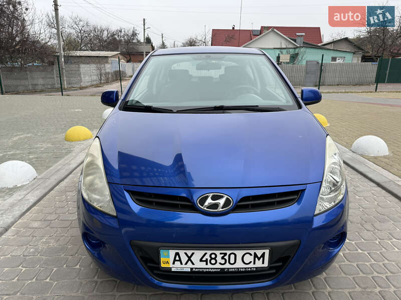 Хетчбек Hyundai i20 2011 в Харкові