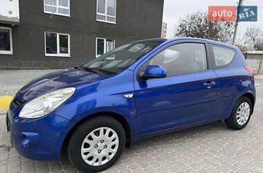 Хетчбек Hyundai i20 2011 в Харкові