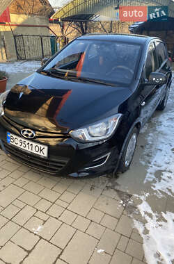 Хэтчбек Hyundai i20 2013 в Болехове