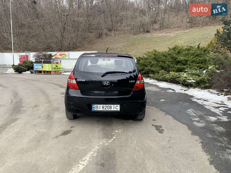 Хэтчбек Hyundai i20 2009 в Полтаве