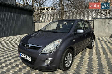 Хэтчбек Hyundai i20 2012 в Николаеве